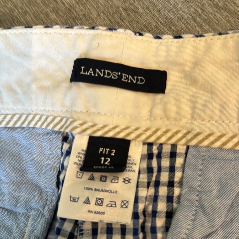 Lands end shorts - Picture 2 of 3